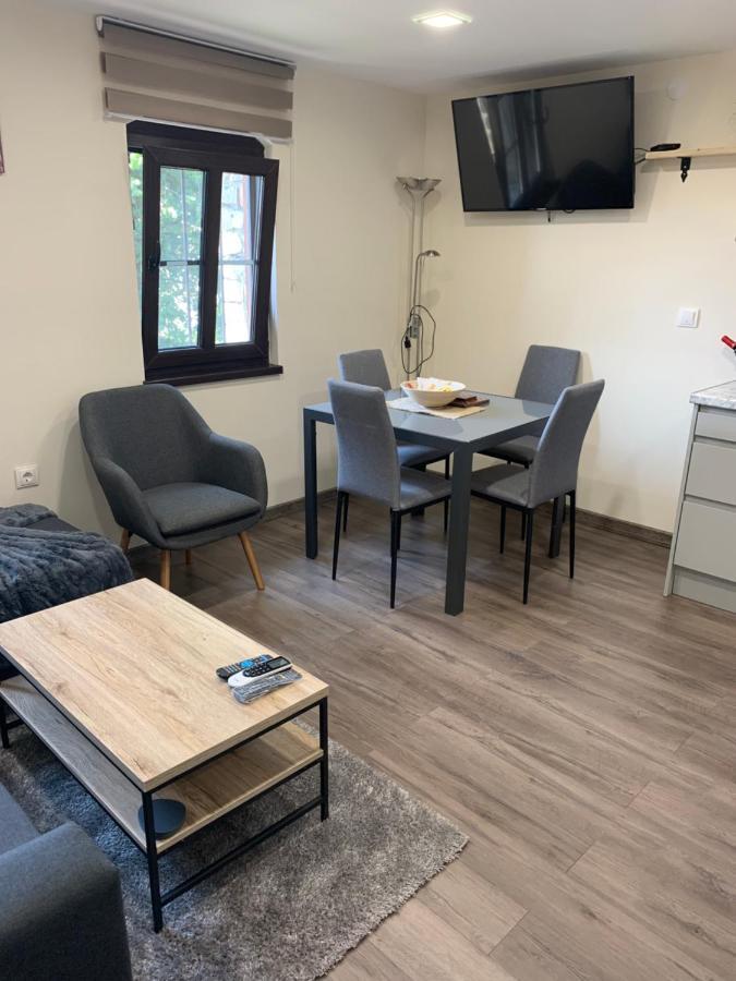 Apartment Zdravets 2, In The Heart Of The Old City فيليكو ترنوفو المظهر الخارجي الصورة