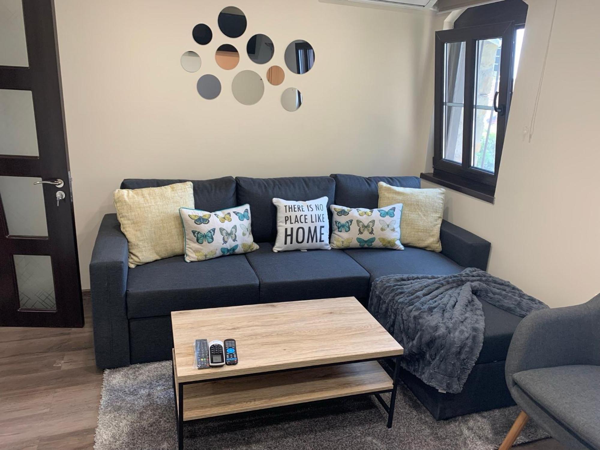 Apartment Zdravets 2, In The Heart Of The Old City فيليكو ترنوفو المظهر الخارجي الصورة